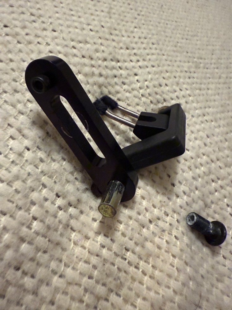 Cobra Dual Prong Flipper Rest