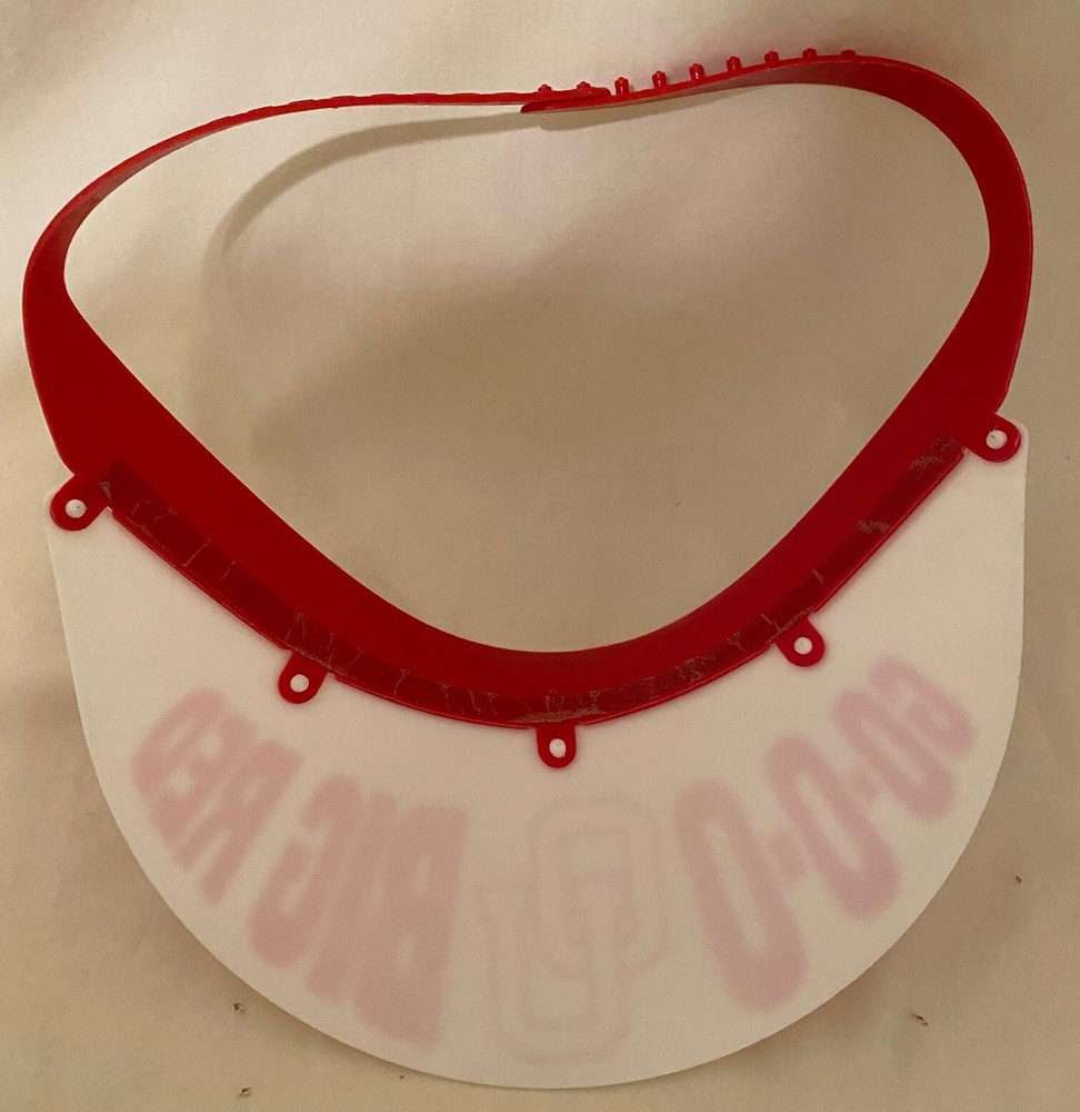 VISOR: OU "GO BIG RED" DURABLE AND ADJUSTABLE NEW!
