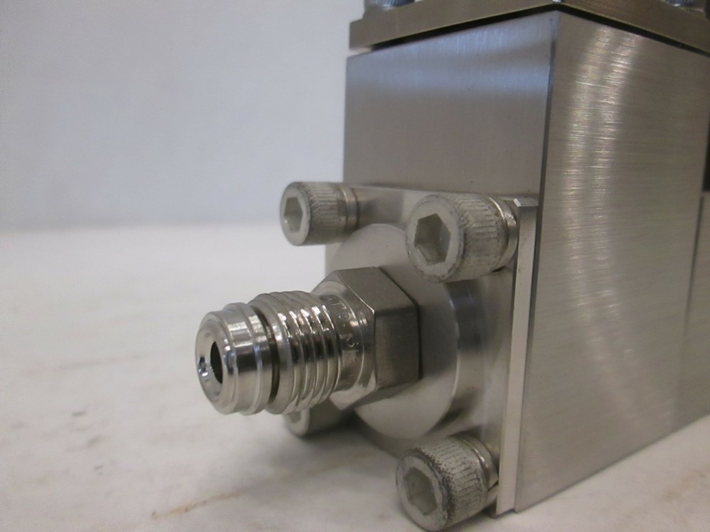 MKS Mass Flow Controller, 1559A-11162, 100 SLM, N2, Used