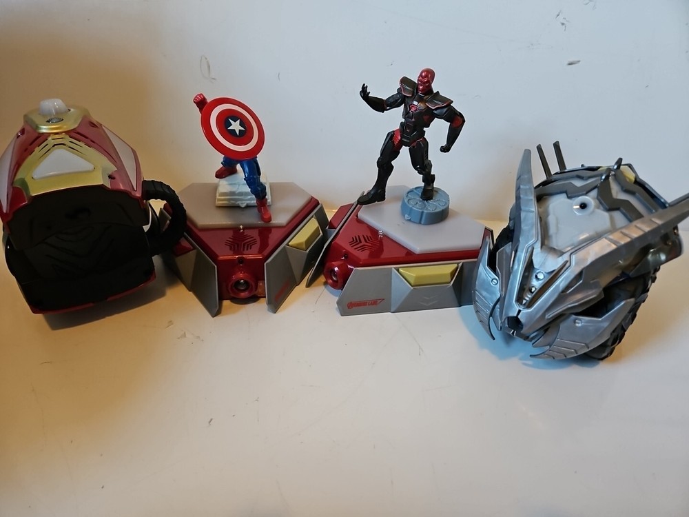 PlaymationMarvel Avengers Lab Travel Accessory Gear Bag Case w Tags Untested