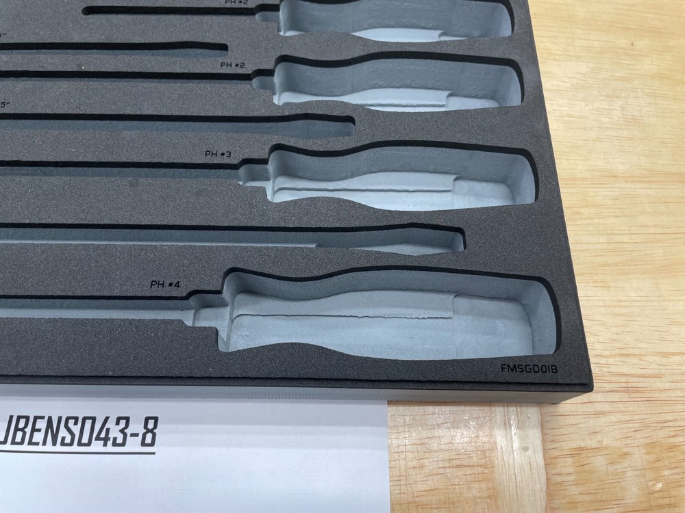 Snap-on Tools TITANIUM FOAM Tray for 16pc Soft Grip Screwdriver Set FMSGD01BDT