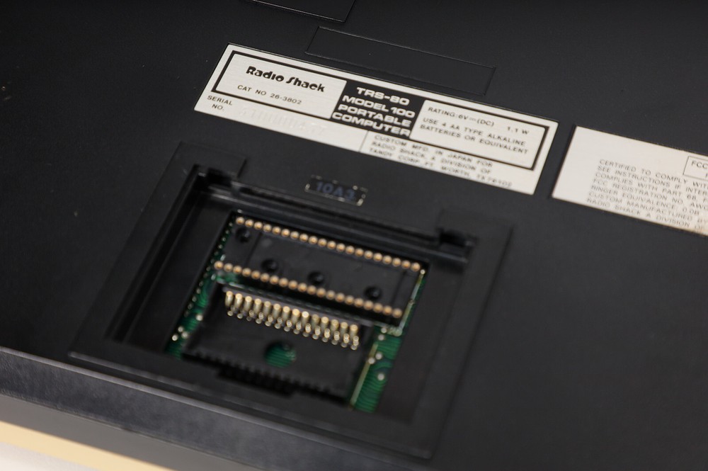 Radio Shack TRS-80 Model 100 Portable Computer - Working!