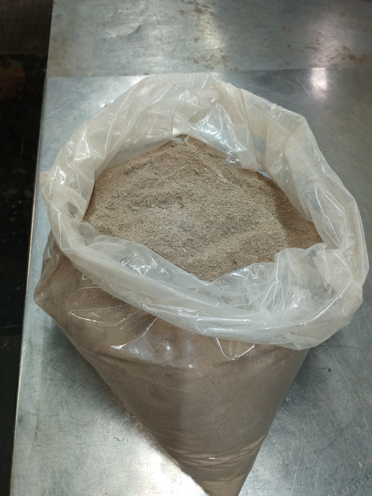 8 lbs. Pure Hard Wood Ash sifted (NO TRASH)