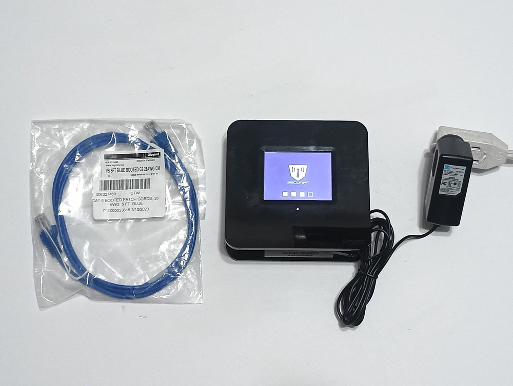 Securifi Almond Touchscreen Wireless Router