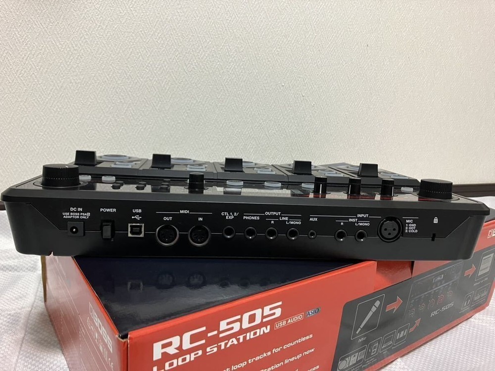 BOSS RC-505 Loop Station Table Top Model Multi Effects DJ machine USED