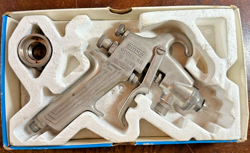 Binks Model 69 Auto Body Spray Gun with 66SD Tip