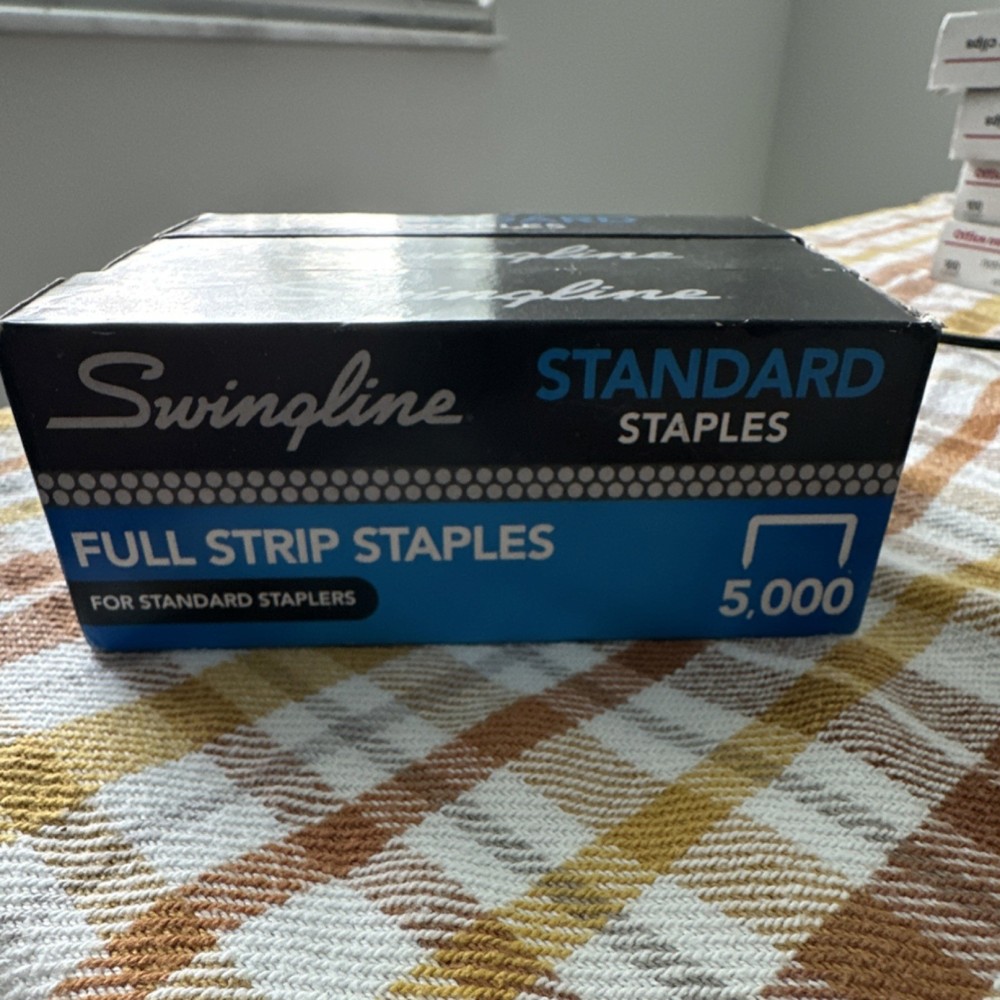Swingline Standard Staples Full Strip 5,000 Count