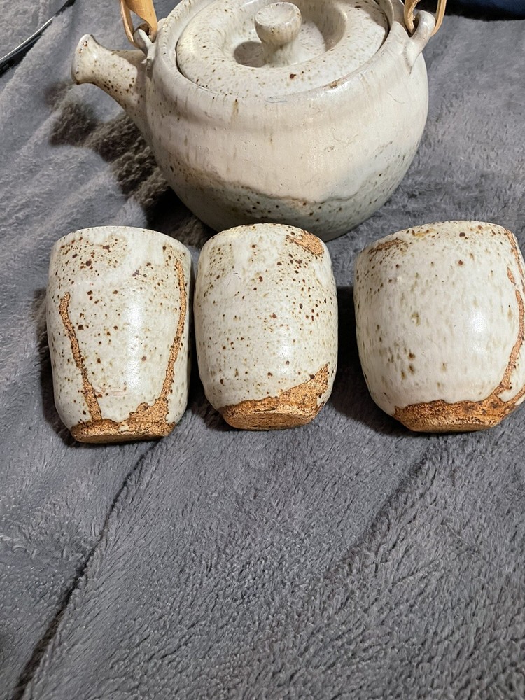 Super Cool Hand Made Stoneware Tea Pot Set With Bamboo Handle.