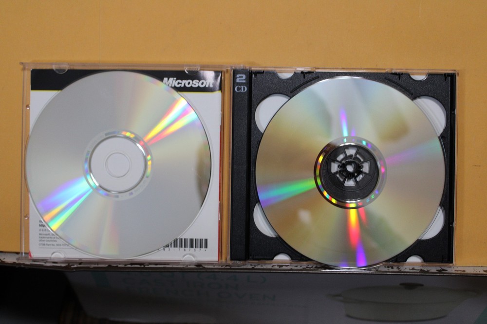 1998 Microsoft Getting Started SideWinder Force Game Controllers Wheel Pro