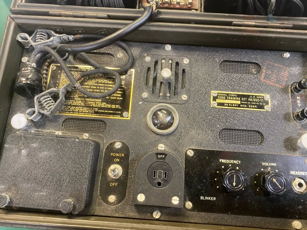 Signal Corps U.S. ARMY Code Training Set AN/GSC-t1