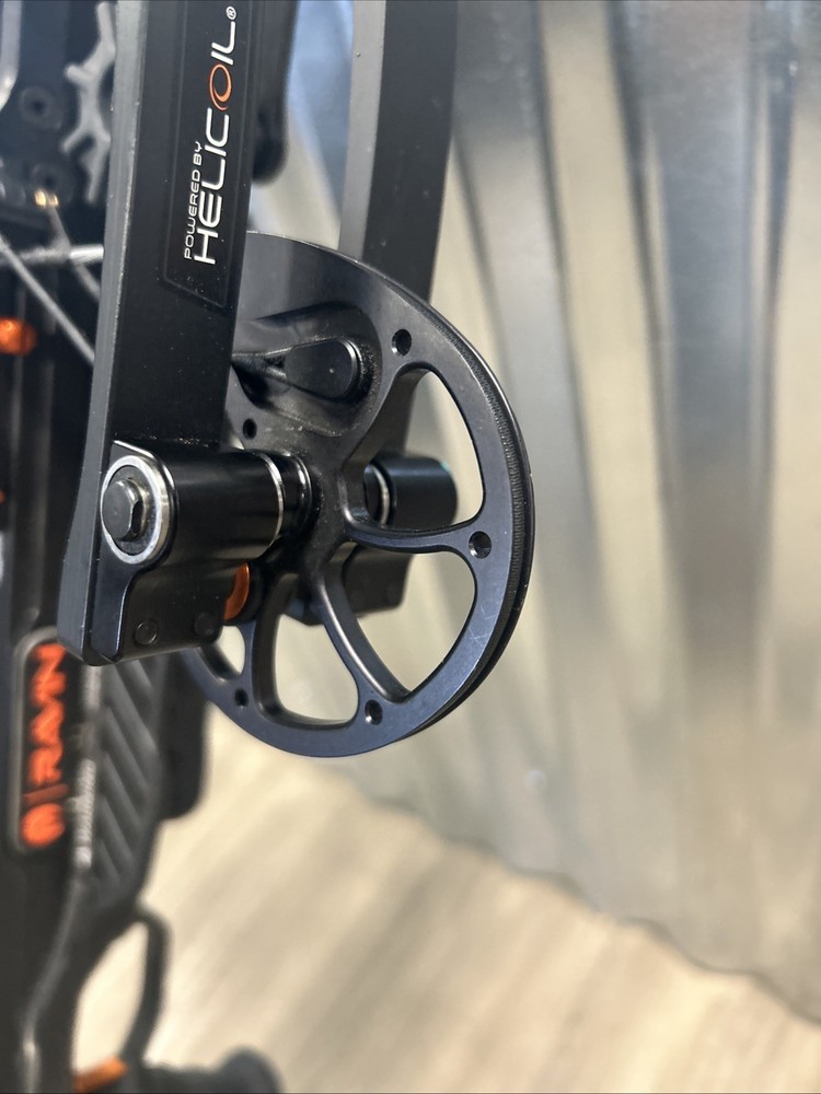 Ravin R10 Crossbow w/ arrows