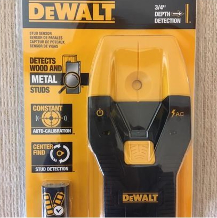 Dewalt 3/4-Inch Stud Finder DW0100 Finds Wood and Metal Studs NEW