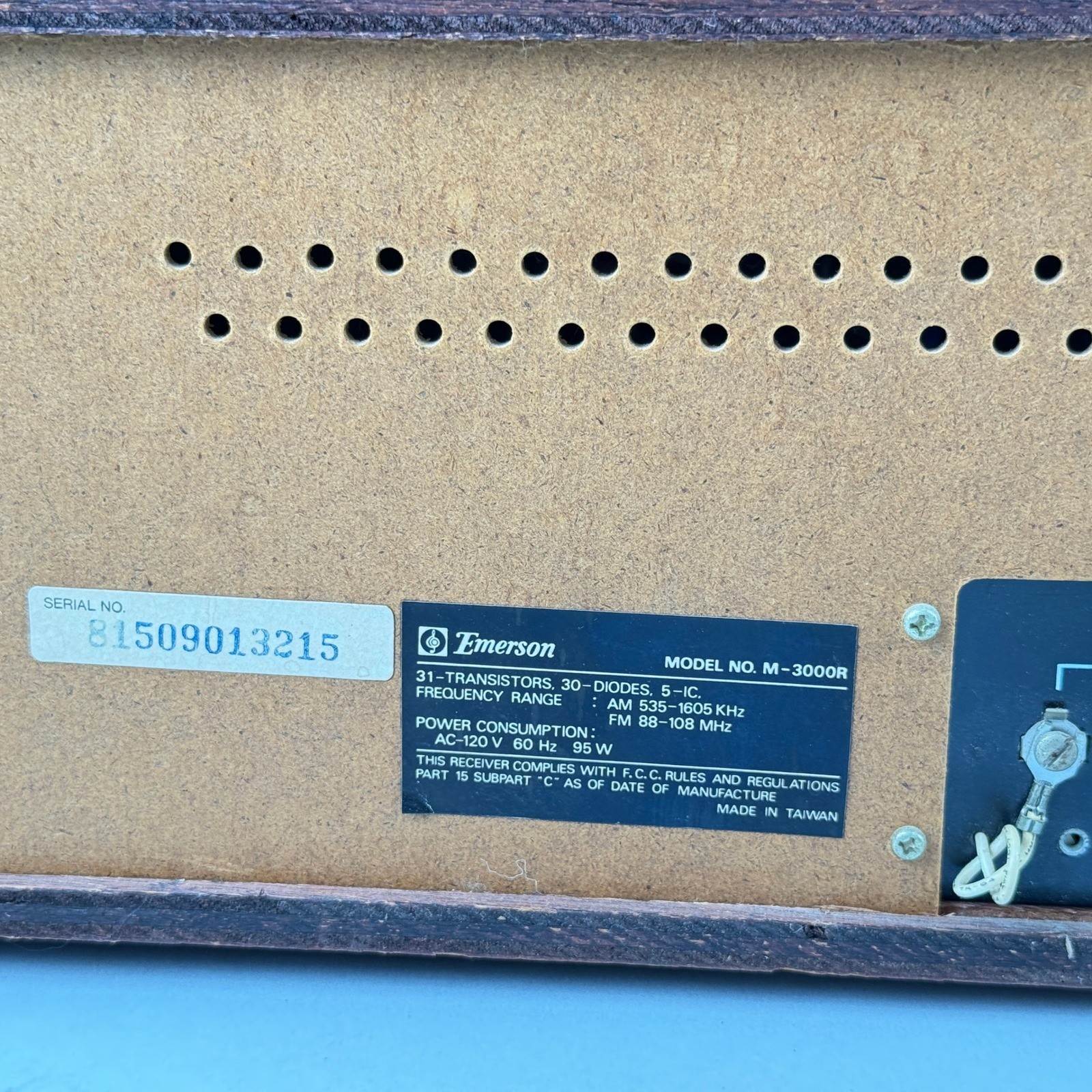 Emerson M 3000 Vintage Stereo System Turntable 8-Track Cassette AM/FM Receiver