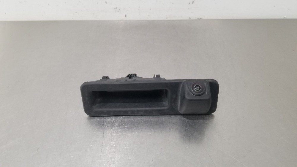 24 BMW M2 G87 REAR VIEW CAMERA