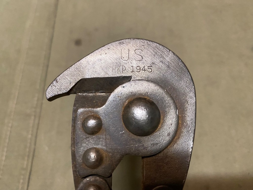 ORIGINAL WWII US ARMY M1938 WIRE CUTTERS-DATED 1945