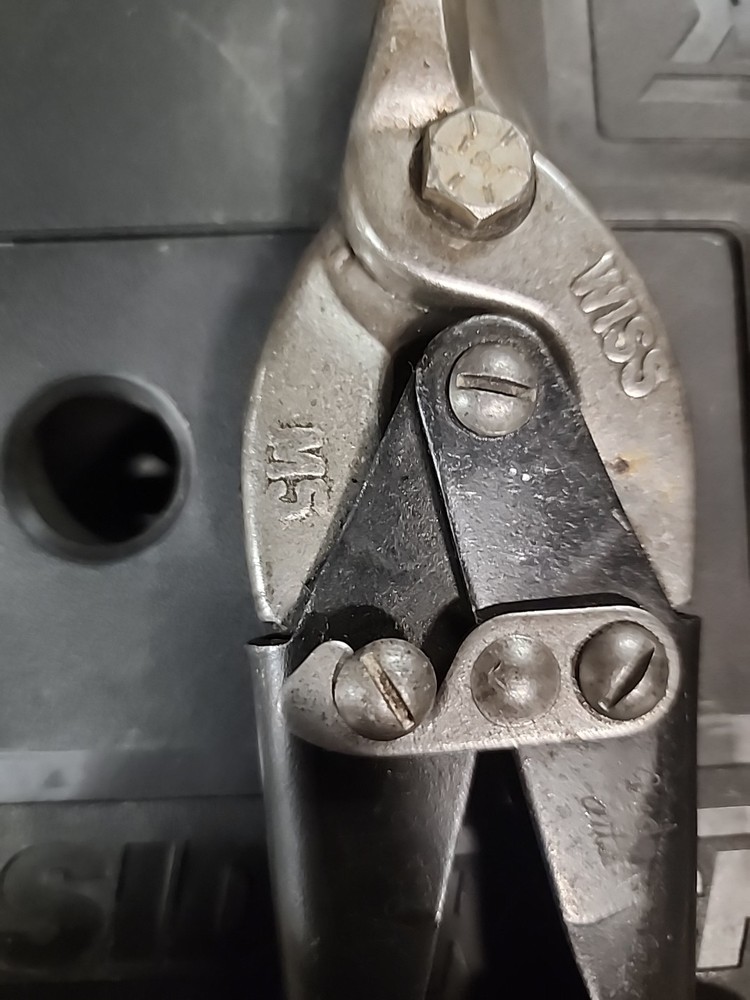 Wiss M5 And M3 Tin Snips