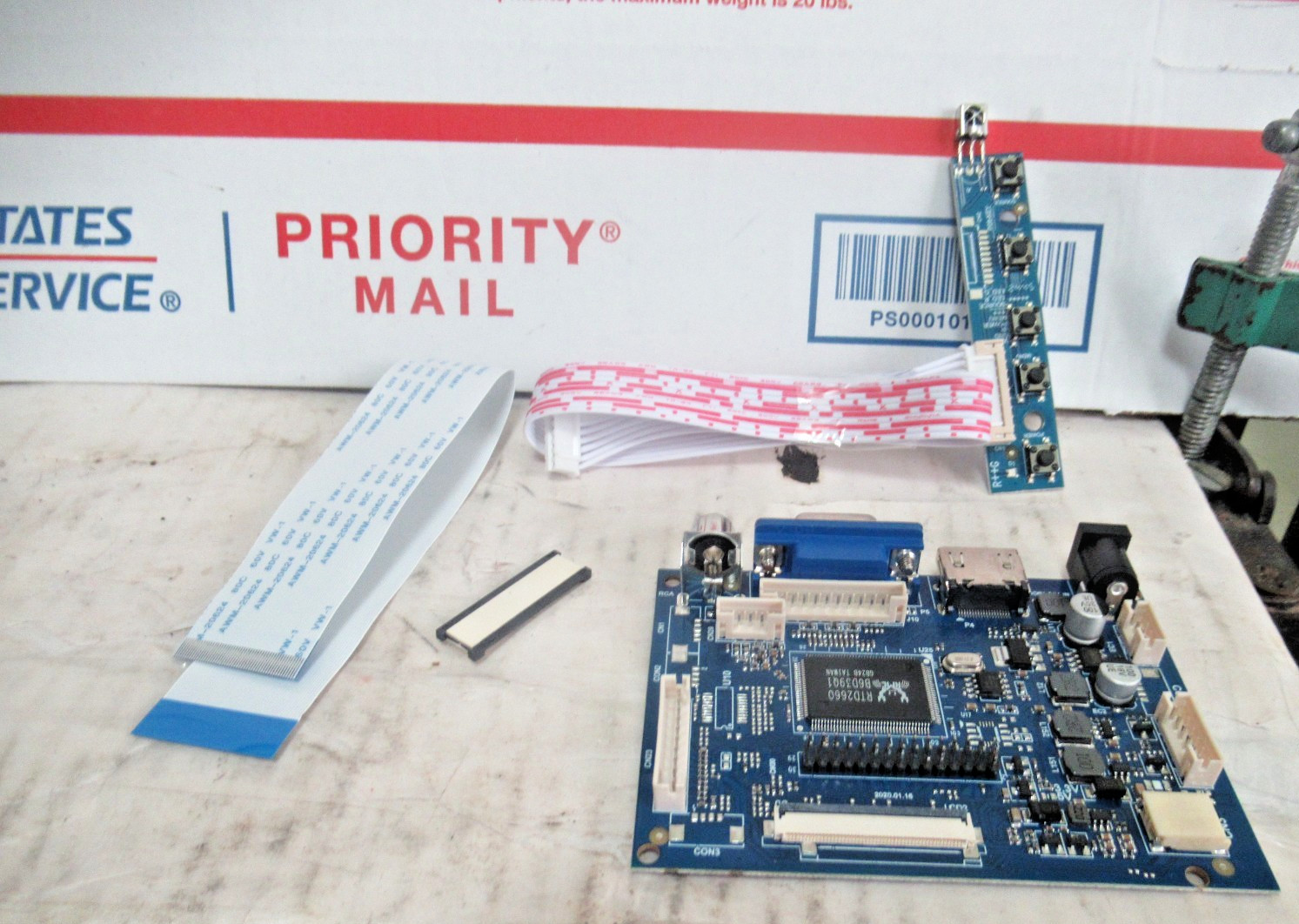 AV LCD CONTROLLER BOARD 50 PIN 1024X600