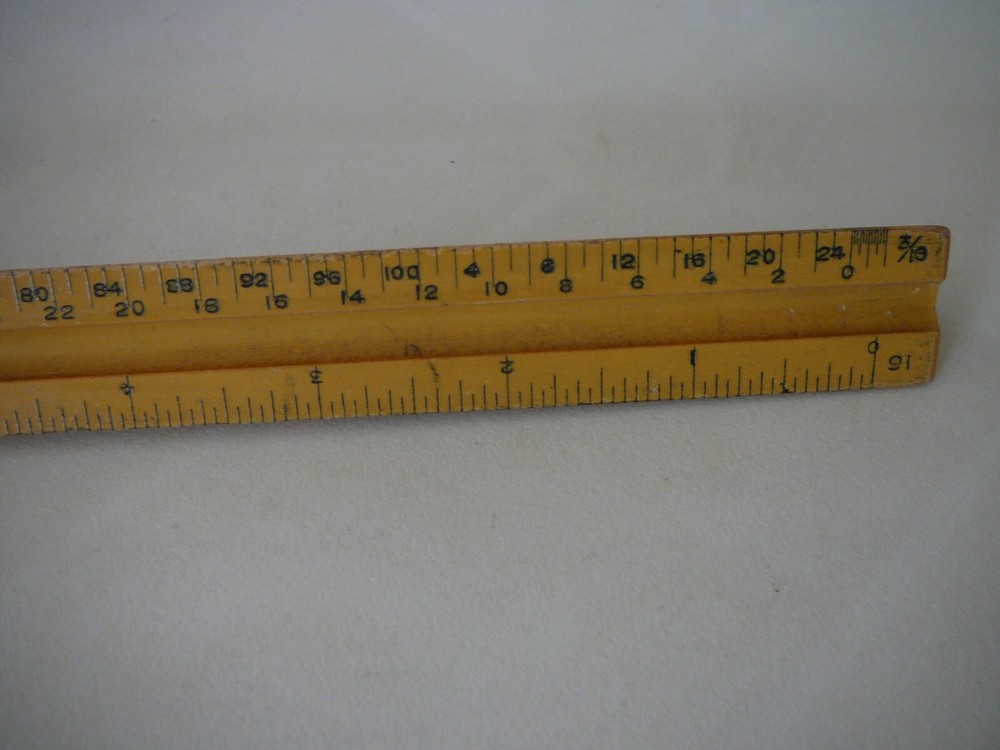 DIETZGEN 31626 ENGINE DIVIDED TRIANGULAR WOODEN RULER