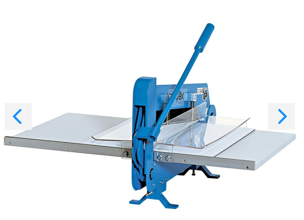 Pinking machine for fabric sample