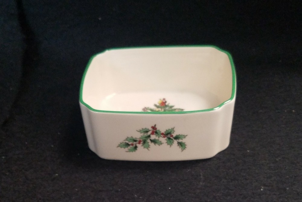 Spode Christmas Tree Medium Candy Dish Made In England
