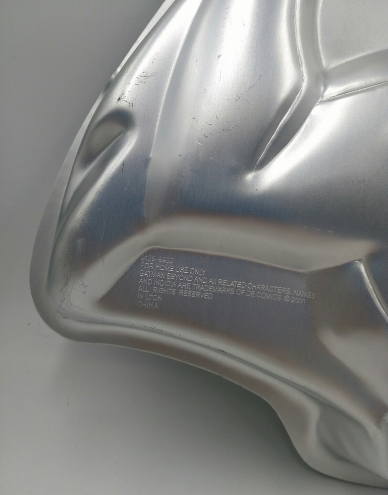 Wilton Batman and Beyond Cake Pan, 2105-9900. Dated 2000