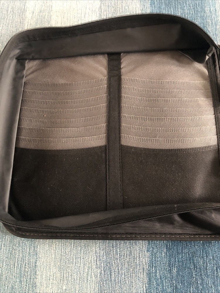 Case Logic - 320 Disc Capacity CD/DVD - Zip Up Storage Binder - Black Canvas