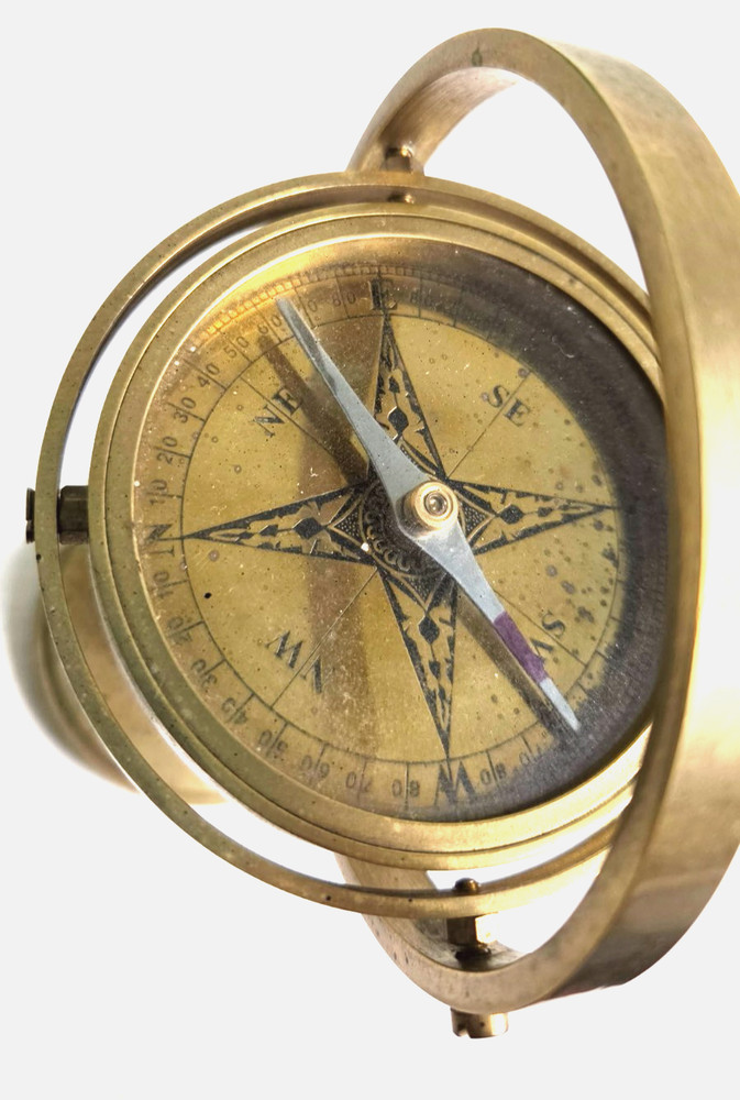 Vintage Brass Gimbal Ship Floating Navigation Compass Decor