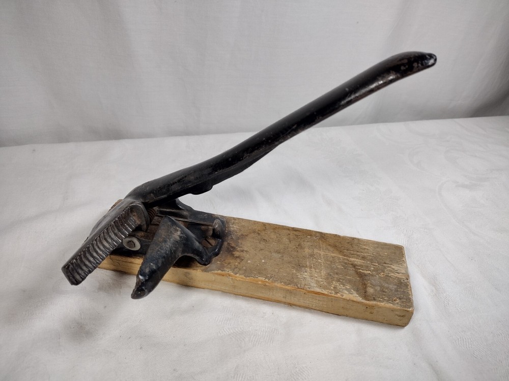 Vintage Nutcracker Lever Action Board /Wall Mount Cast Iron