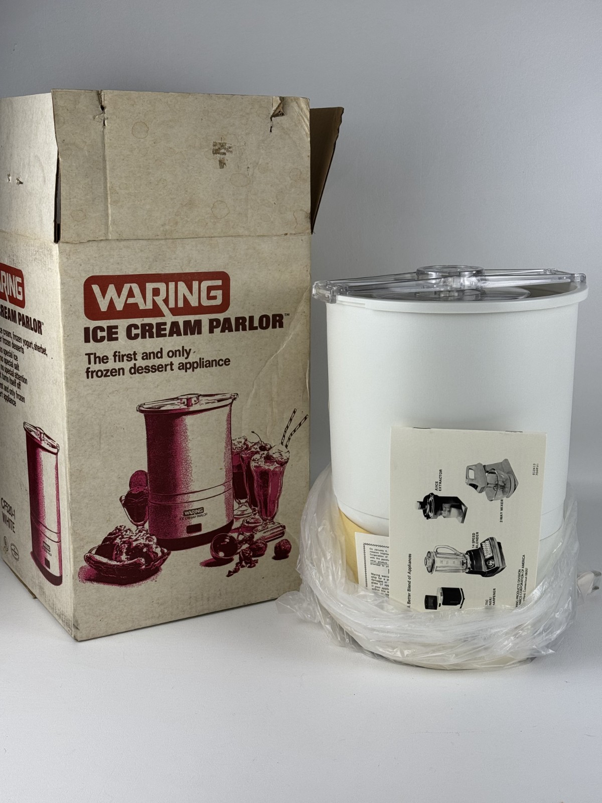 Vintage Waring Ice Cream Parlor Machine CF520-1 White Vintage NEW OPEN BOX