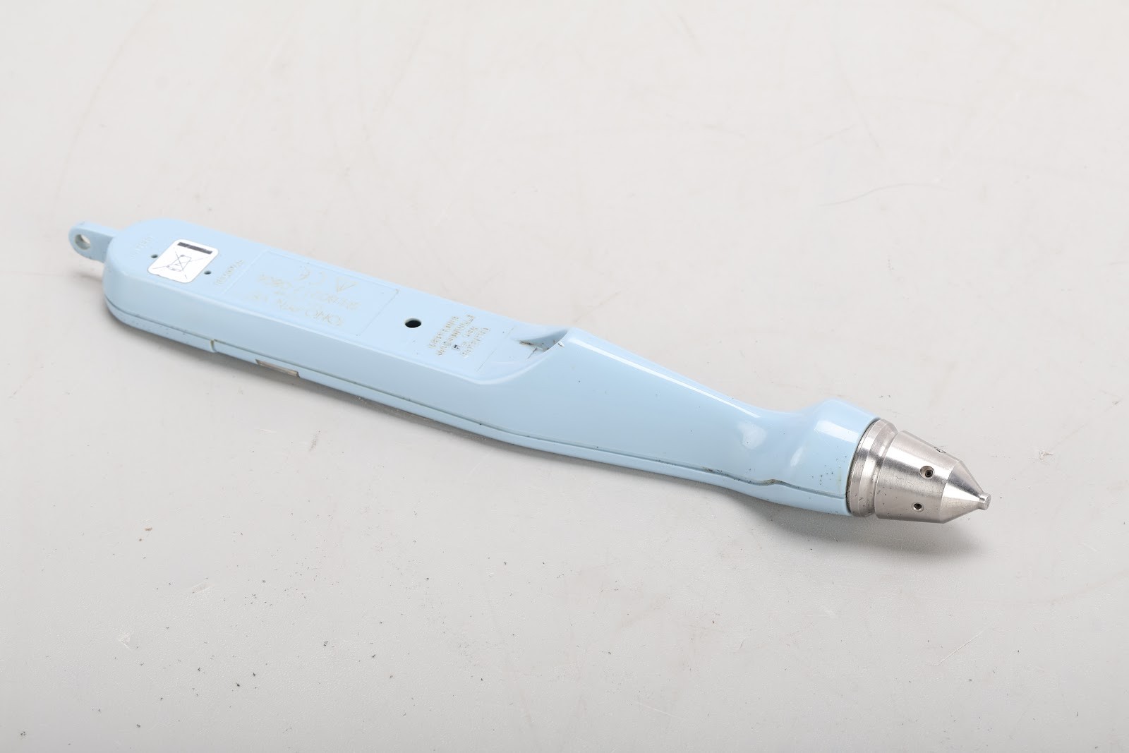 Reichert 230588V Tono-Pen Vet Veterinary Tonometer With Hard Case