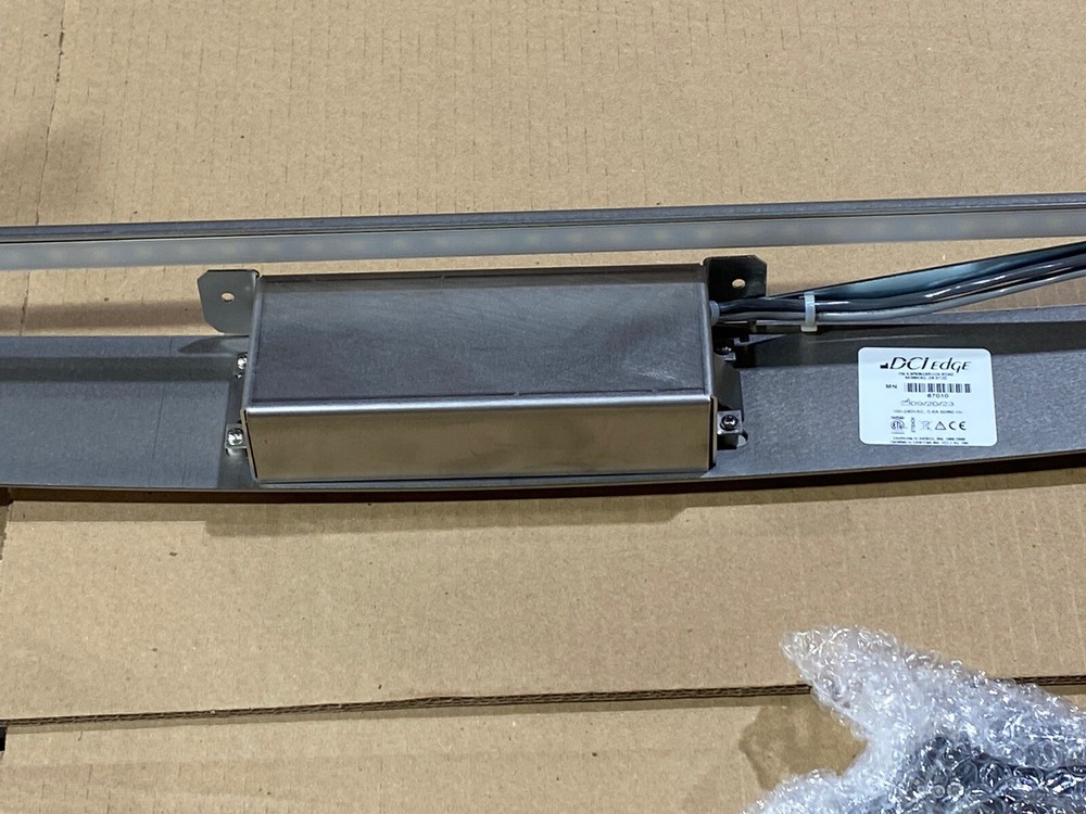DCI Edge Series5 Integrated Clock Module W LED Task Lighting 67010 For Cabinetry