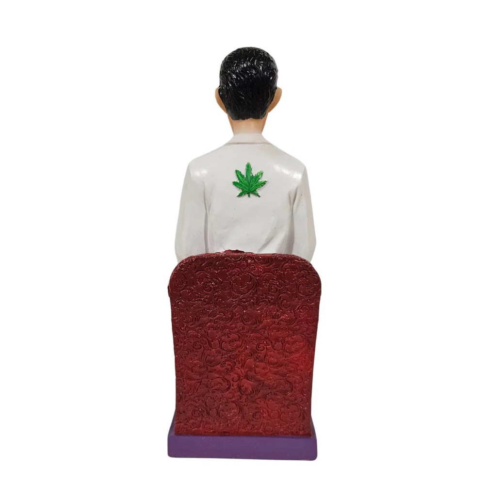 Malverde Sitting Statue 9'