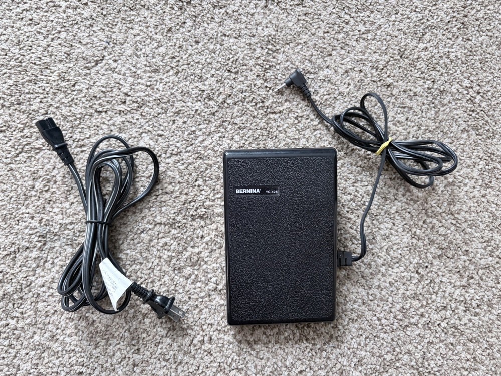 Bernina Serger/Overlocker 2500DCE (Used, Working)