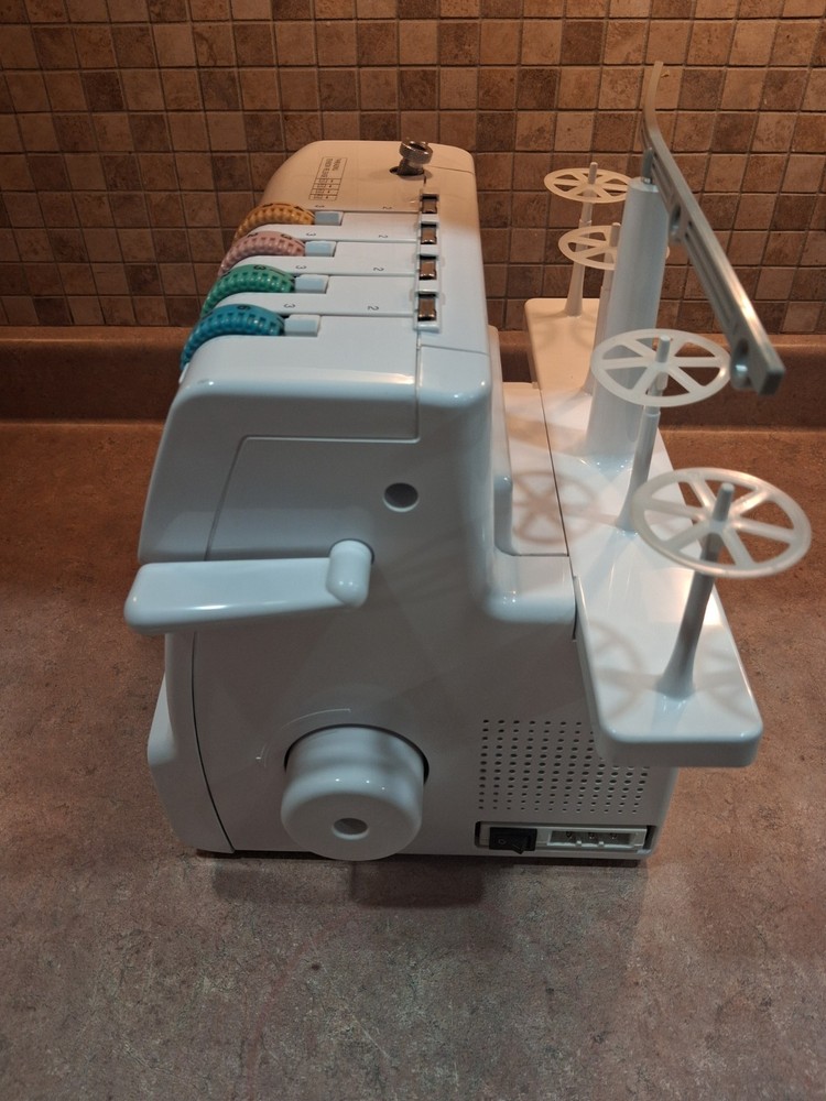 Brother Lock 1034D Serger Sewing Machine 3/4 Thread Capability