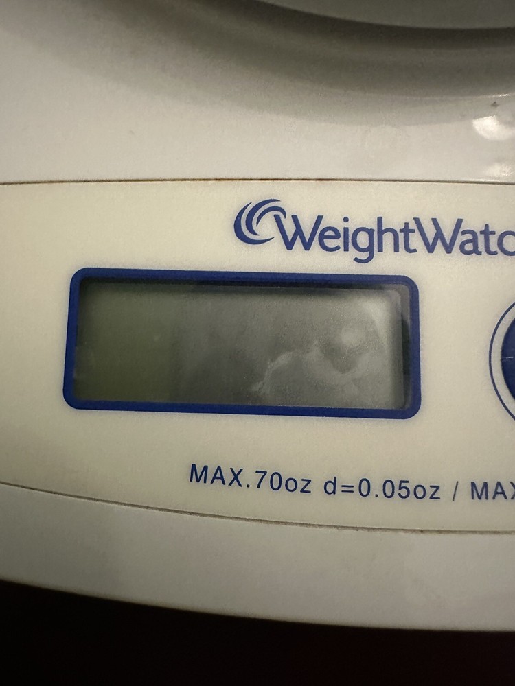 Weight Watchers Scale. White Battery Operated