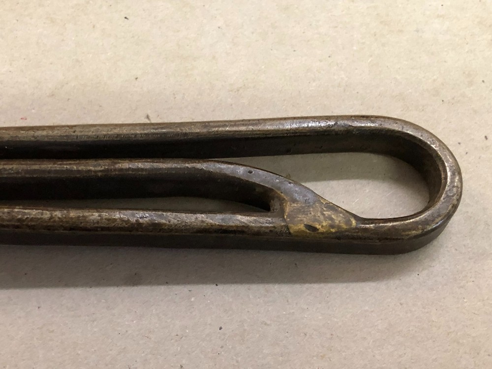 Unique Design Vintage Handmade Tack Puller Lifter Remover
