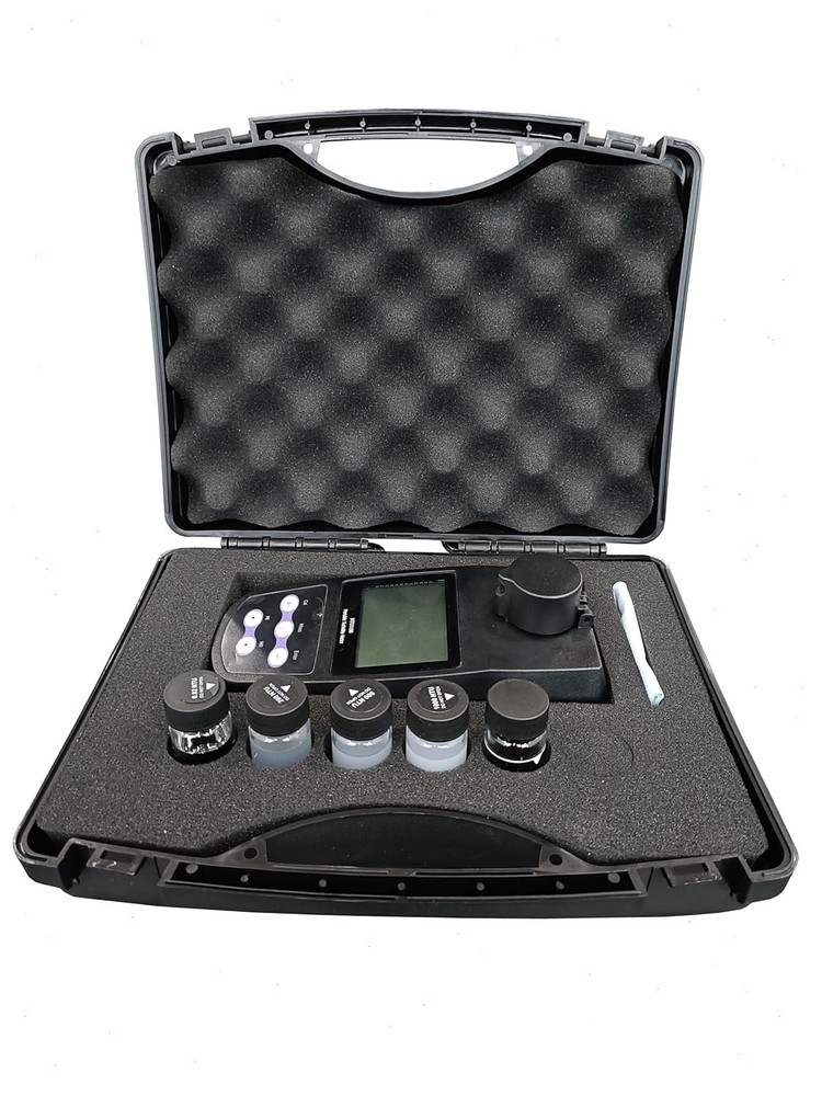 Portable Turbidimeter One-touch Reset with Standard Solution Range 0-1100NTU