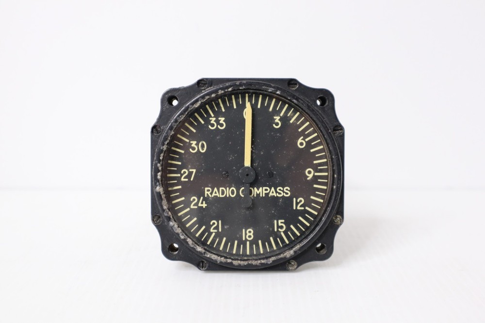 Lear 2330A Radio Compass Indicator 97536-01