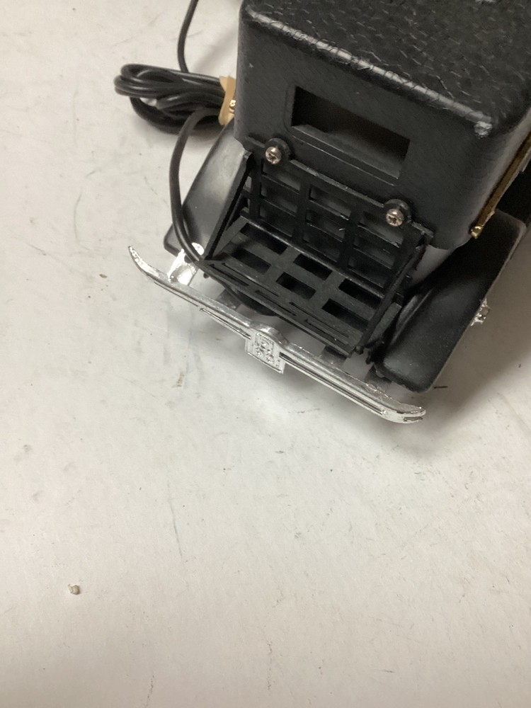 VINTAGE UNBRANDED WIRE CONTROL CAR