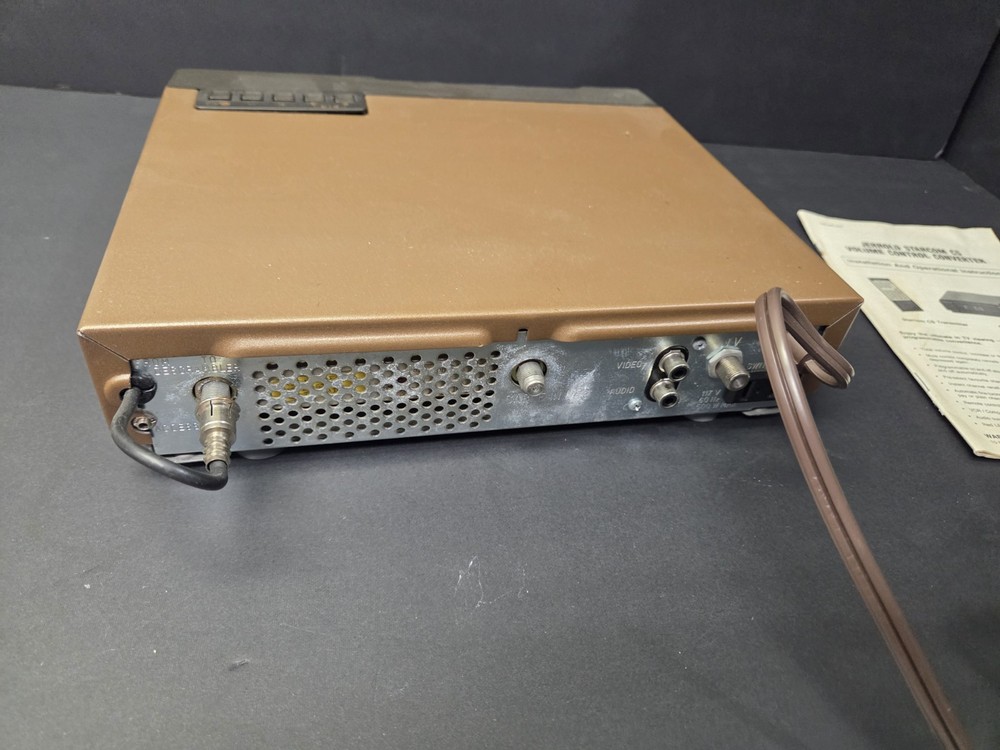 VTH Jerrold Starcom CS General Instrument CATV Converter Remote/Volume/Manual