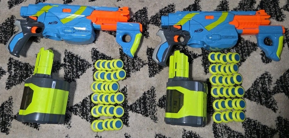 Nerf Vortex Pyragon, 40 Disc Drum Blaster Hasbro Amazing Condition