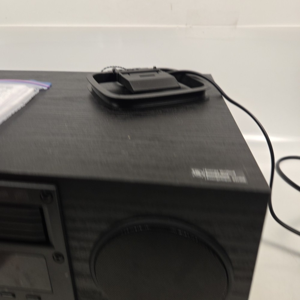 Sharp Compact Disc Stereo 5 CD Changer CD-BH350 AM/FM Bluetooth USB