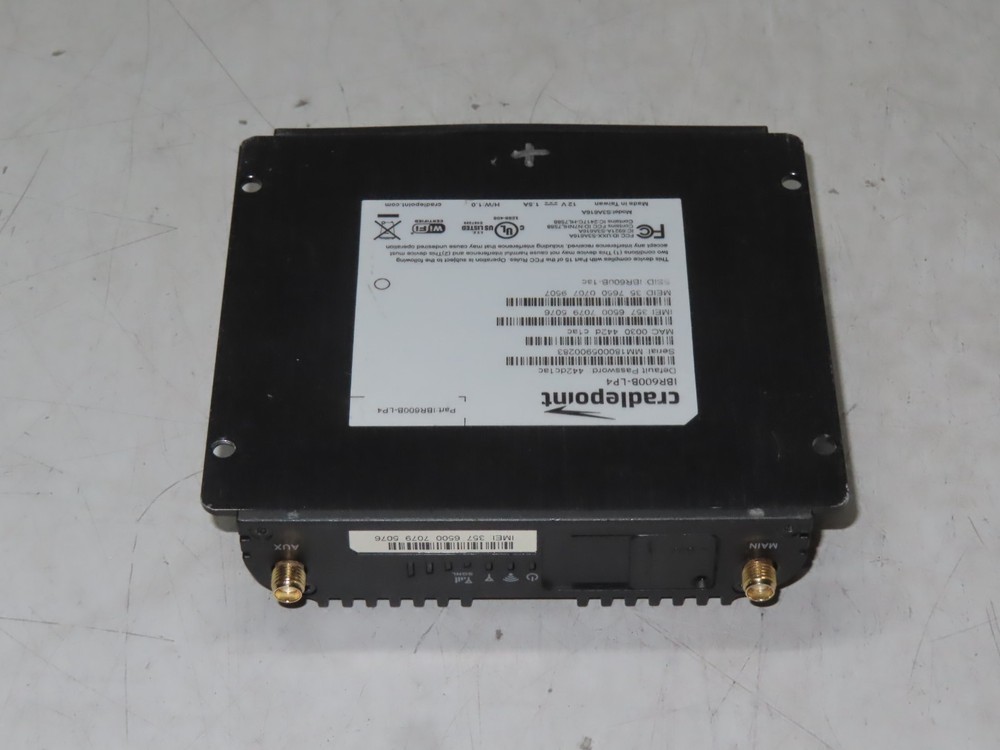 Cradlepoint Semi-Rugged Routers Model: IBR600B-LP4 Powers On