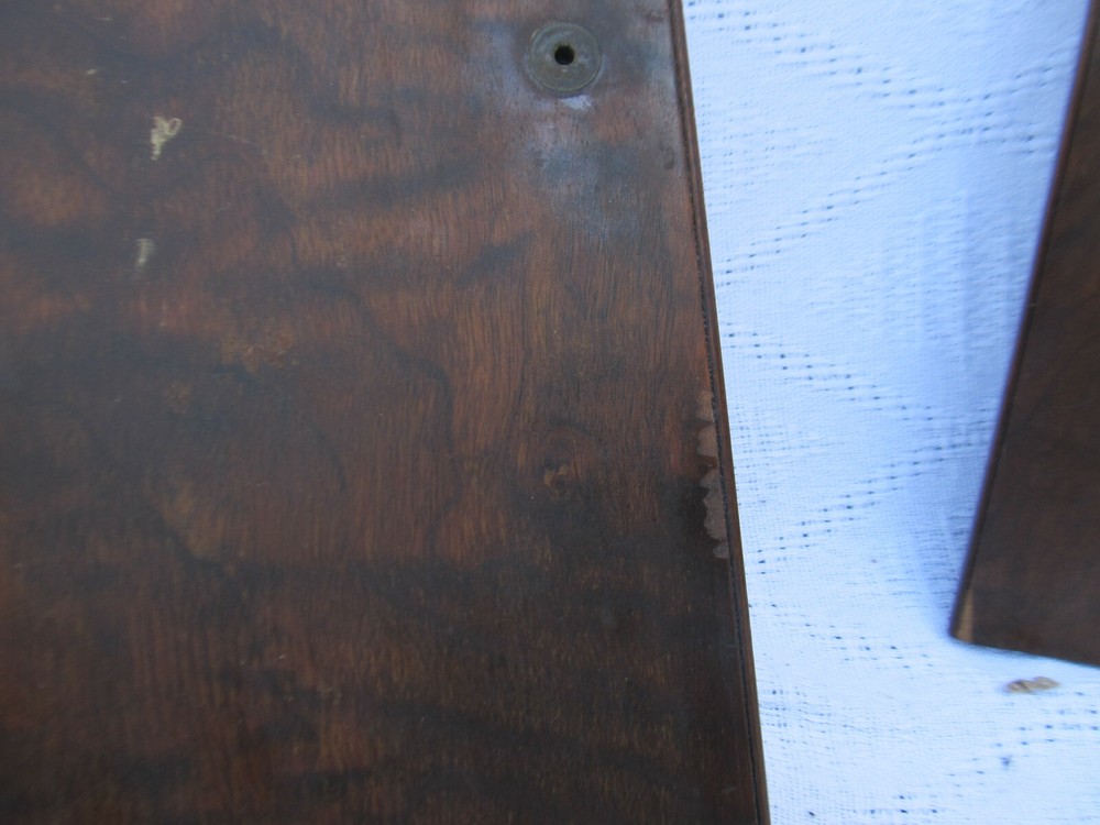 VICTOR V V 120 LARGE FRONT DOORS WALNUT?