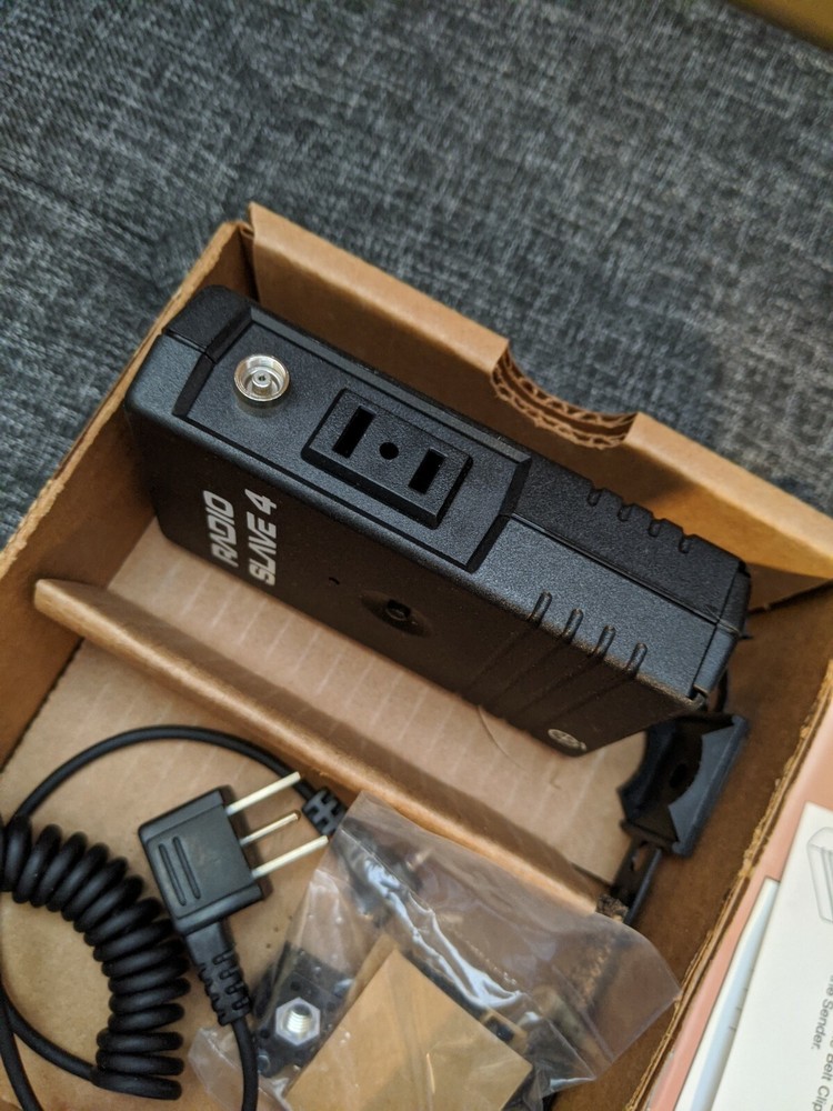 Quantum Radio Slave 4- Frequency B