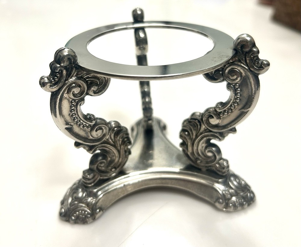 Godinger Silver Art Co. Silver Plated Ornate Stand