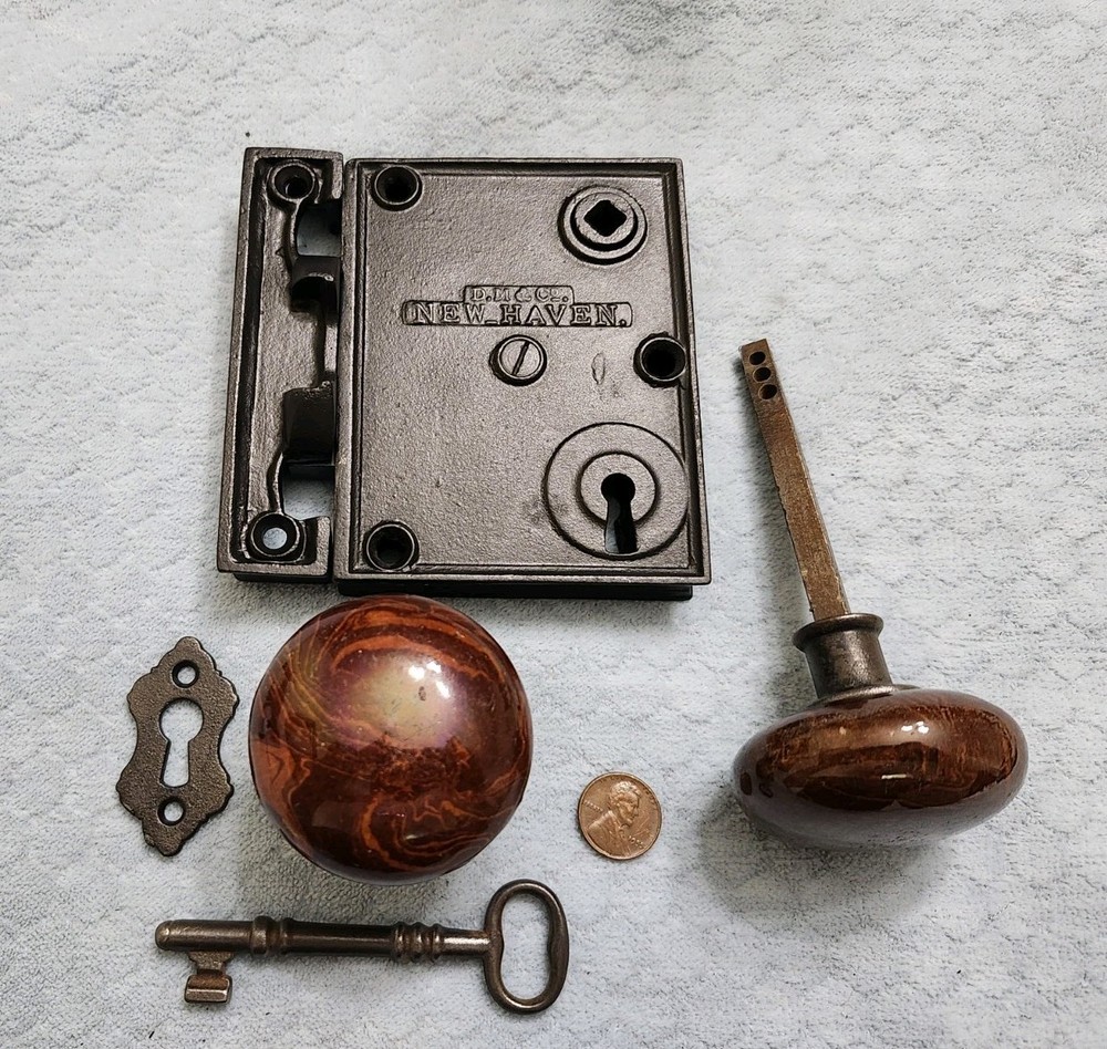 D. M. & Co. Carpenter Style Rim Lock