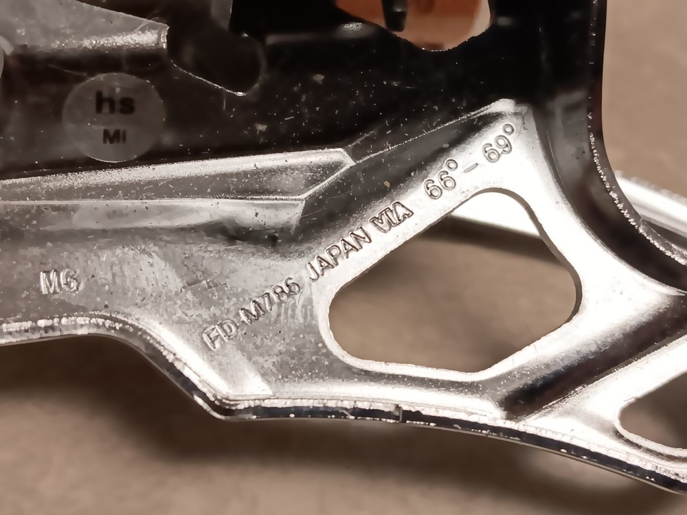 Shimano Deore XT Front Derailleur FD-M786 Direct Mount Top Pull Top Swing