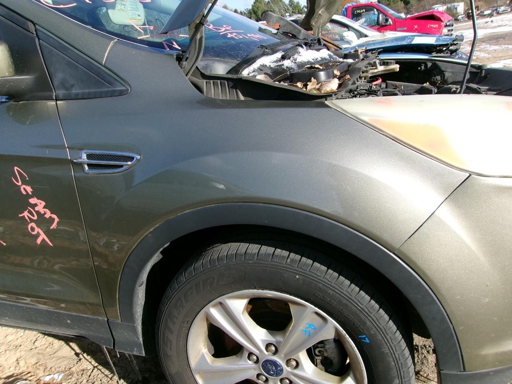 Used Transfer Case Assembly fits: 2013 Ford Escape Grade B