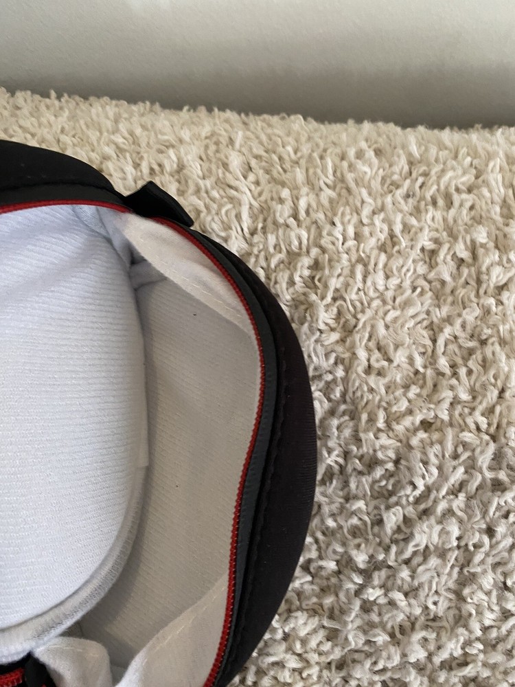 Beats by Dr. Dre Zipper Case - Black